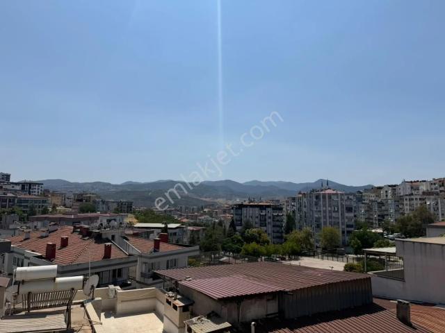 Karabağlar, İzmir içerisinde kiralık mülk