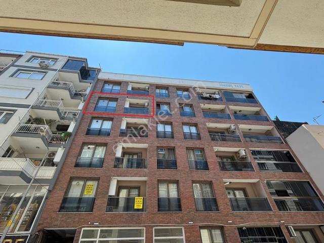 Karabağlar, İzmir içerisinde kiralık mülk