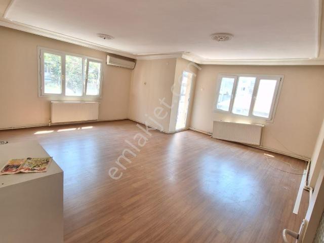 Reis Mahallesi, Karabağlar içerisinde kiralık mülk