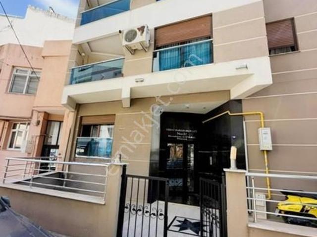 Yeşilyurt, Karabağlar içerisinde satılık mülk