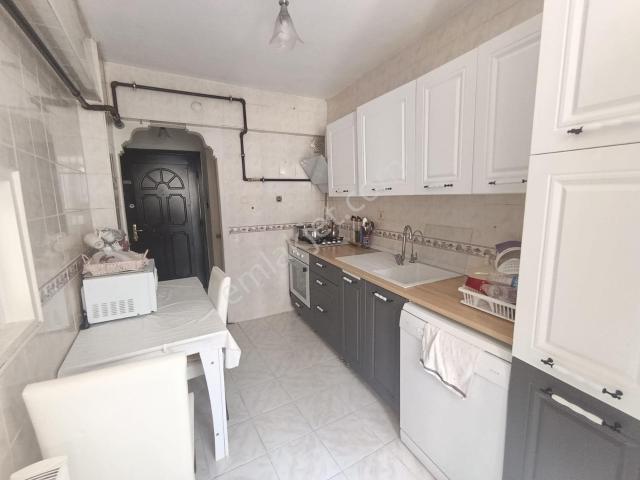 Karabağlar, İzmir içerisinde satılık mülk
