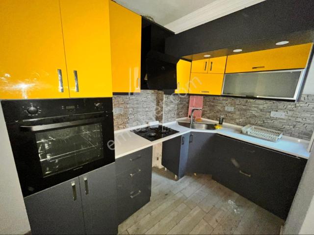 Karabağlar, İzmir içerisinde kiralık mülk