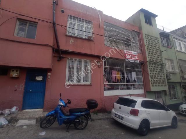 Seyhan, Yeşilyurt Mahallesi içerisinde satılık Villa