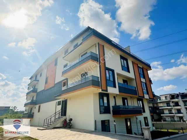 Yeşilyurt Mahallesi, Başiskele içerisinde satılık mülk
