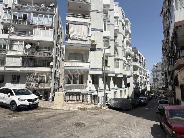 Karabağlar, İzmir içerisinde satılık mülk