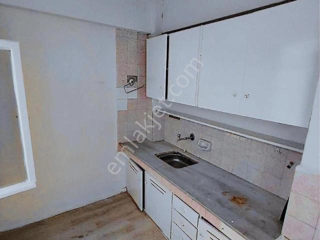 Karabağlar, İzmir içerisinde kiralık mülk
