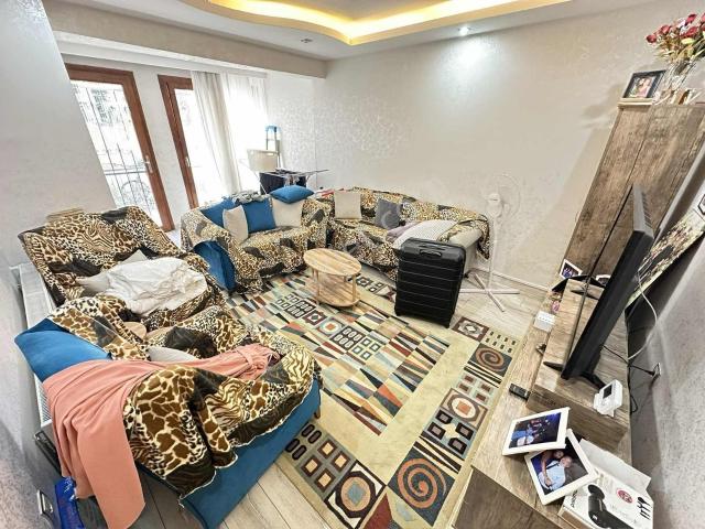 Karabağlar, İzmir içerisinde satılık mülk
