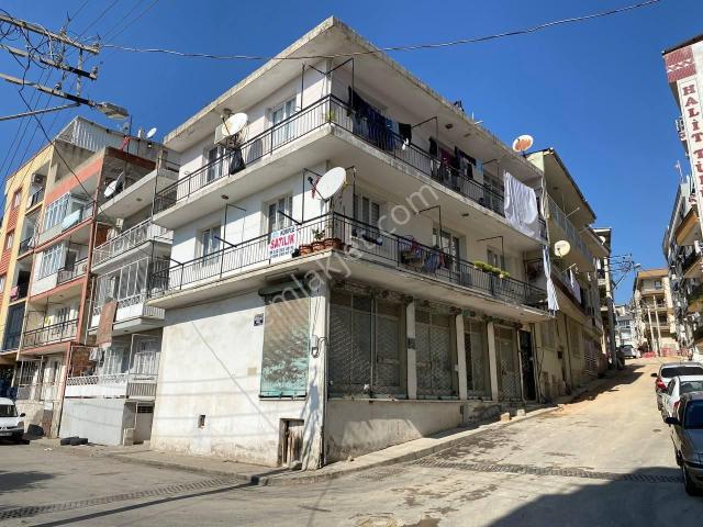 Karabağlar, İzmir içerisinde satılık Bina