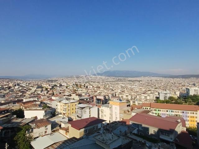 Karabağlar, İzmir içerisinde kiralık mülk