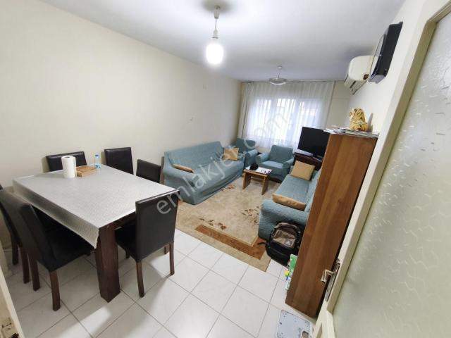 Karabağlar, İzmir içerisinde satılık mülk