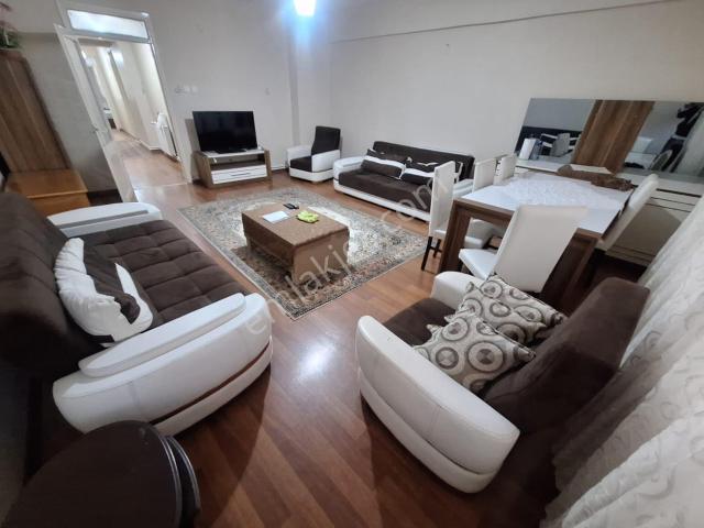 Karabağlar, İzmir içerisinde kiralık mülk