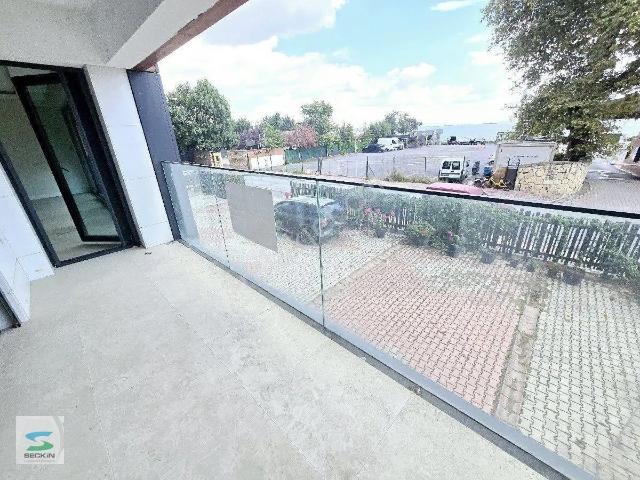 Yeşilyurt Mahallesi, Bakırköy içerisinde satılık mülk