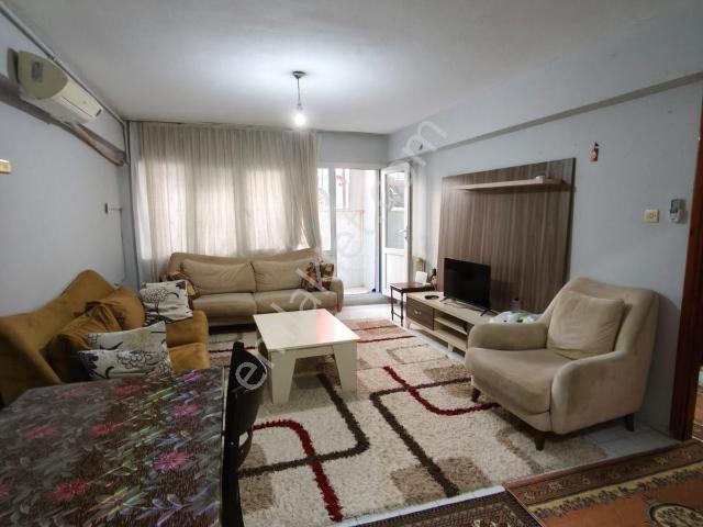 Karabağlar, İzmir içerisinde kiralık mülk