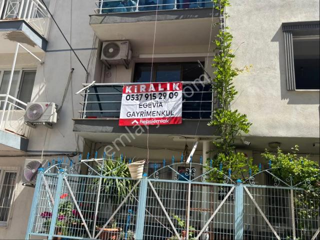 Karabağlar, İzmir içerisinde kiralık mülk