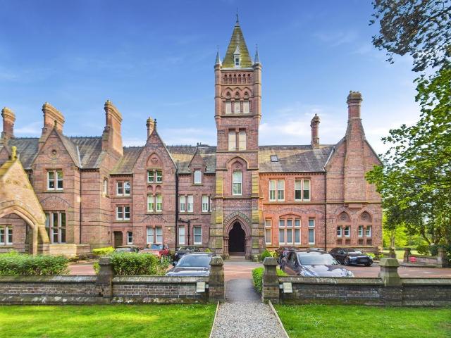 Apartment for rent in Woolton, Liverpool