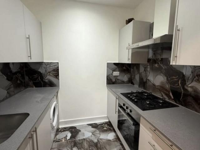 Apartment for rent in Yeading, Greater London