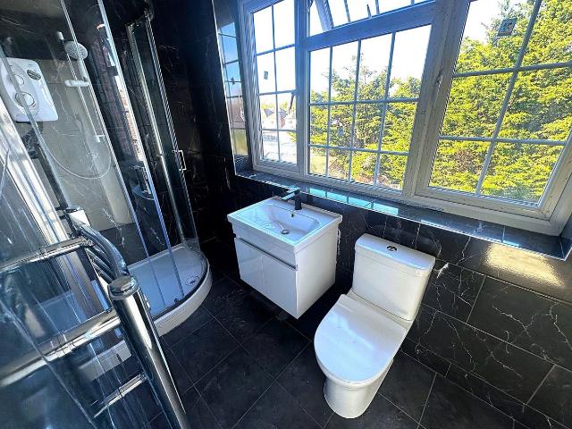 Apartment for rent in London Borough of Ealing, Greater London