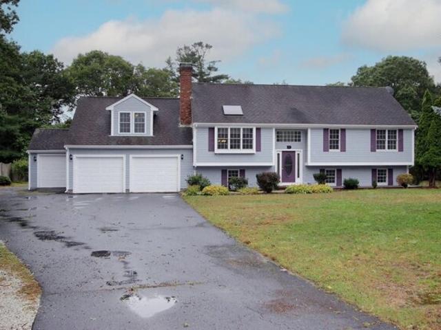 House for sale in Bourne, Barnstable County