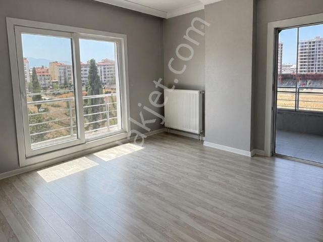 Turgutlu, Manisa içerisinde satılık mülk