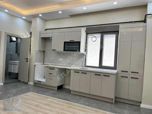 Ataşehir, İstanbul içerisinde kiralık mülk