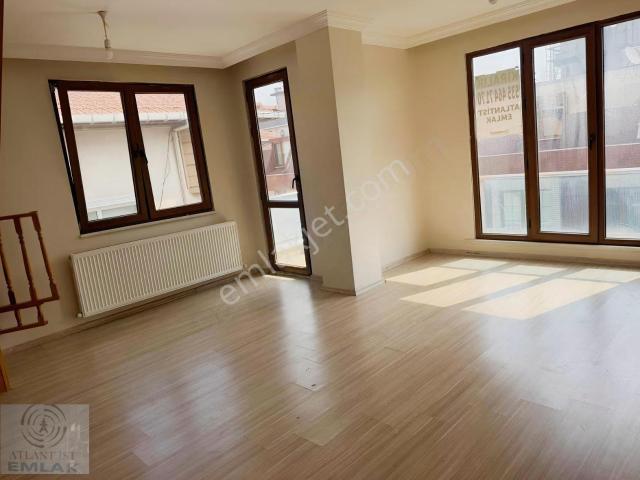 Ataşehir, İstanbul içerisinde kiralık mülk