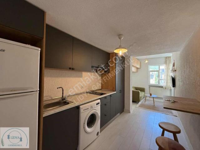 Ataşehir, İstanbul içerisinde kiralık mülk