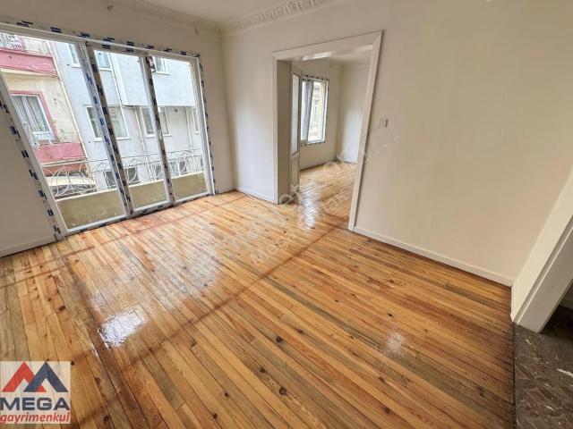 Rasimpaşa Mahallesi, Kadiköy içerisinde kiralık mülk