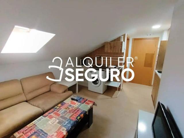 Apartamento en alquiler en Camino de Yuncos, Yeles