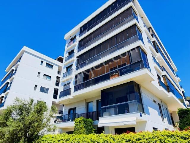 Güzelbahçe, İzmir içerisinde kiralık mülk