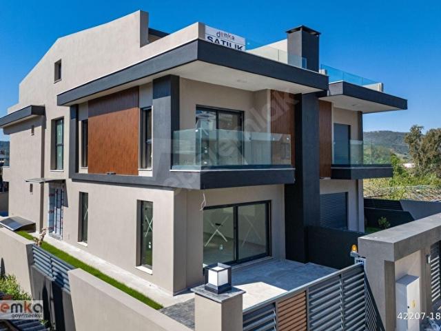 Güzelbahçe, İzmir içerisinde satılık Villa