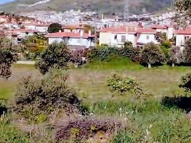 Güzelbahçe, İzmir içerisinde satılık Arsa