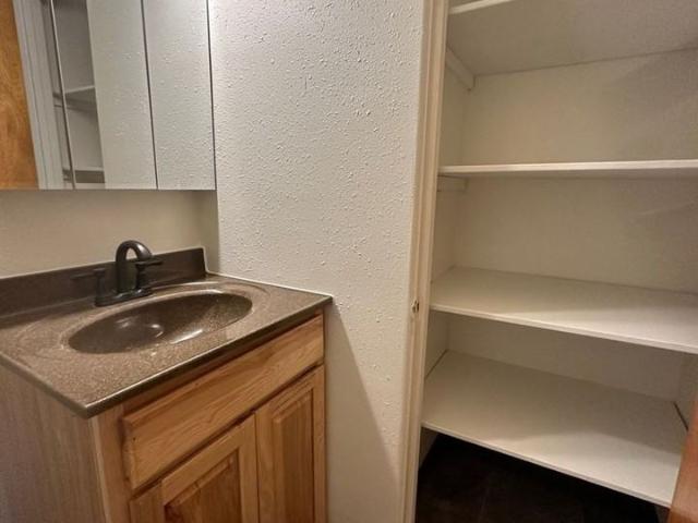 Apartment for rent in Cascade, Montana