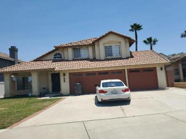House for sale in Corona