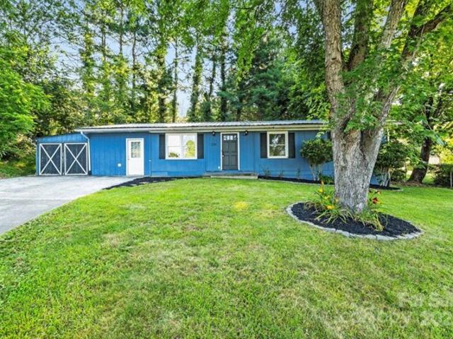 House for sale in Fletcher