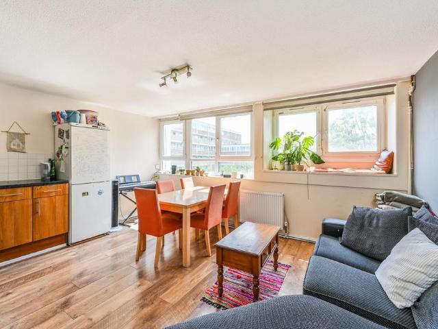 Apartment for rent in Battersea, Greater London