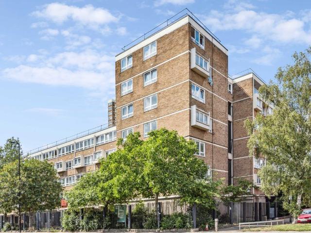 Apartment for rent in Battersea, Greater London