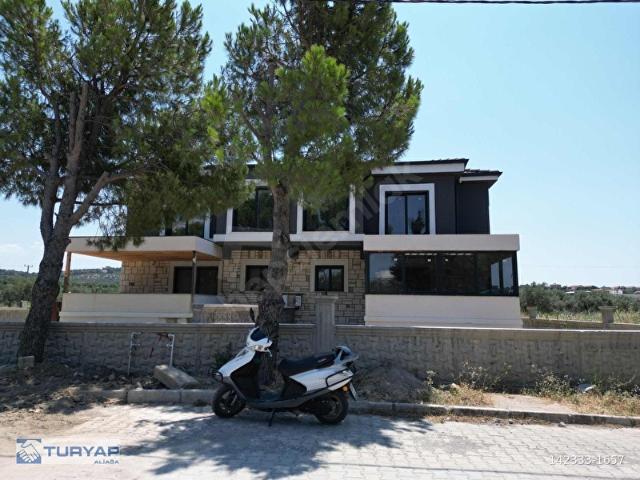Aliağa, İzmir içerisinde satılık Villa