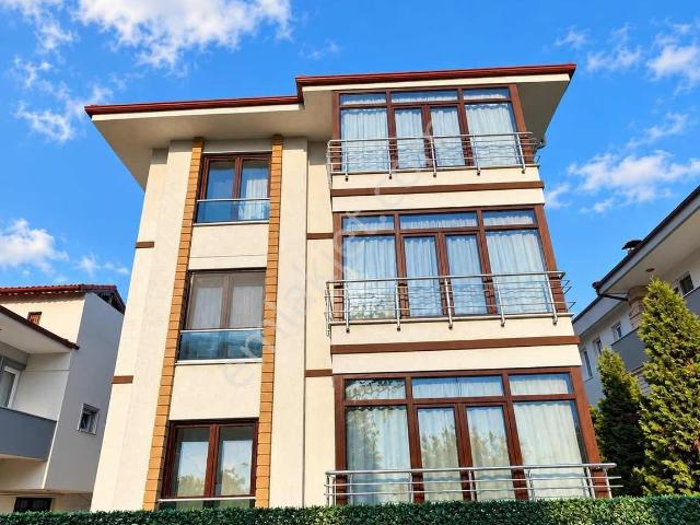 Erenler, Sakarya içerisinde satılık mülk