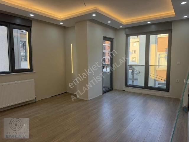 Ataşehir, İstanbul içerisinde kiralık mülk