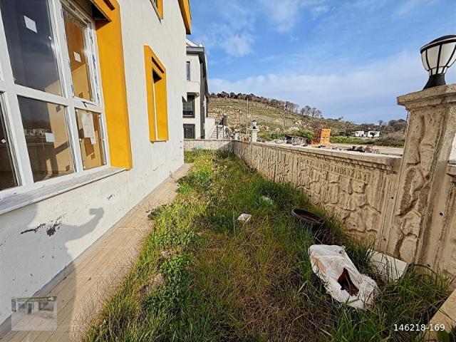 Dikili, İzmir içerisinde satılık mülk