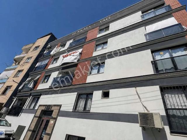 Karabağlar, İzmir içerisinde satılık mülk