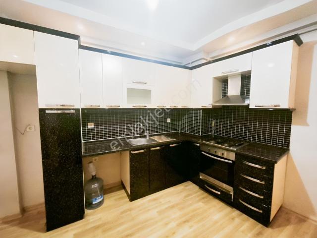 Konak, İzmir içerisinde kiralık mülk