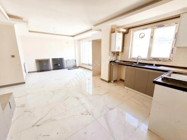 Cumhuriyet Mahallesi, Üsküdar içerisinde kiralık mülk