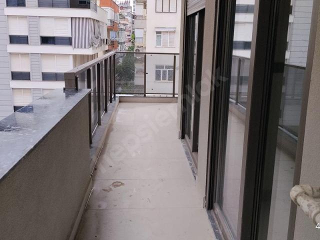 Antalya, Muratpaşa içerisinde satılık mülk