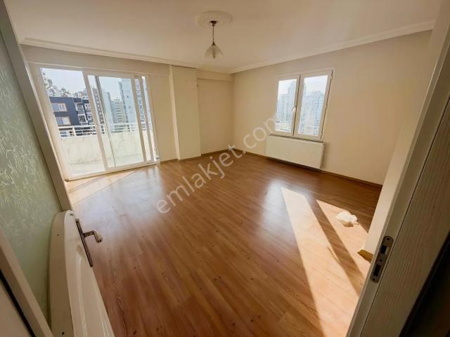 Yenişehir, Mersin içerisinde kiralık mülk