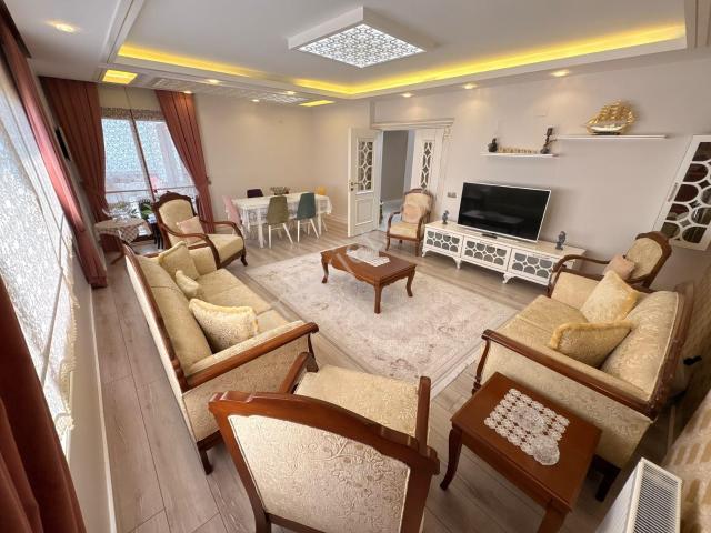 Yenişehir, Mersin içerisinde satılık mülk