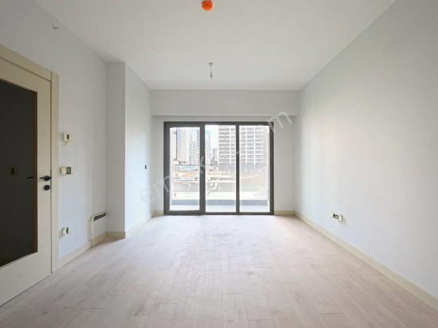 Gözcübaba, Kadıköy içerisinde kiralık mülk