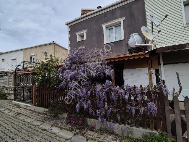 Foça, İzmir içerisinde satılık Villa