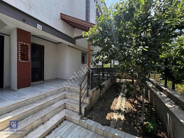 Foça, İzmir içerisinde kiralık Villa
