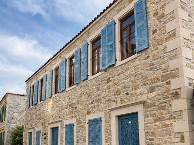 Foça, İzmir içerisinde satılık Villa